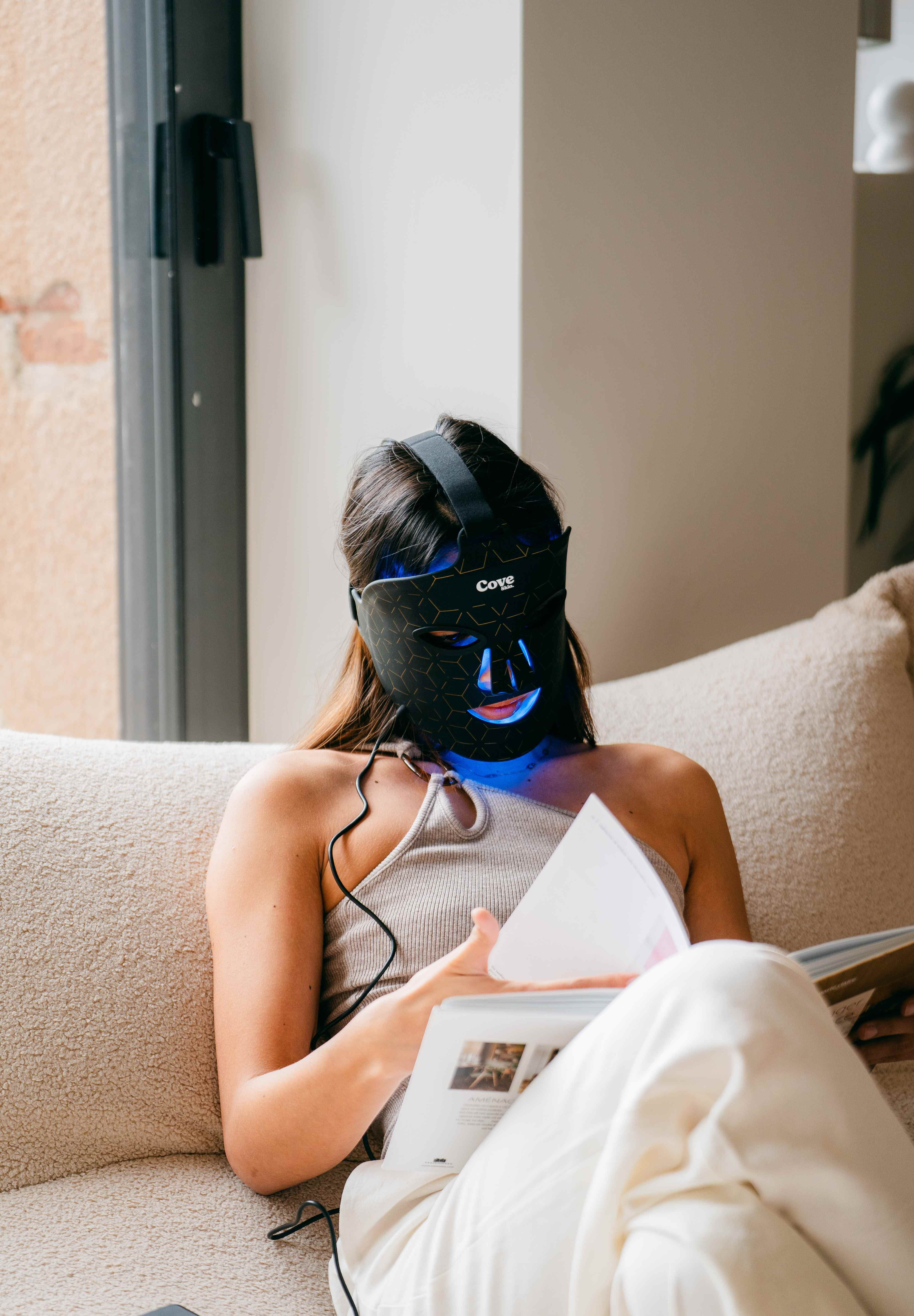 Coveskin_-_Masque_LED_-_luminotherapie_-_bleu.jpg